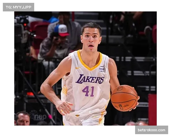 掘金替补得分提升至31.7分，琼斯和沃森三分命中率45%